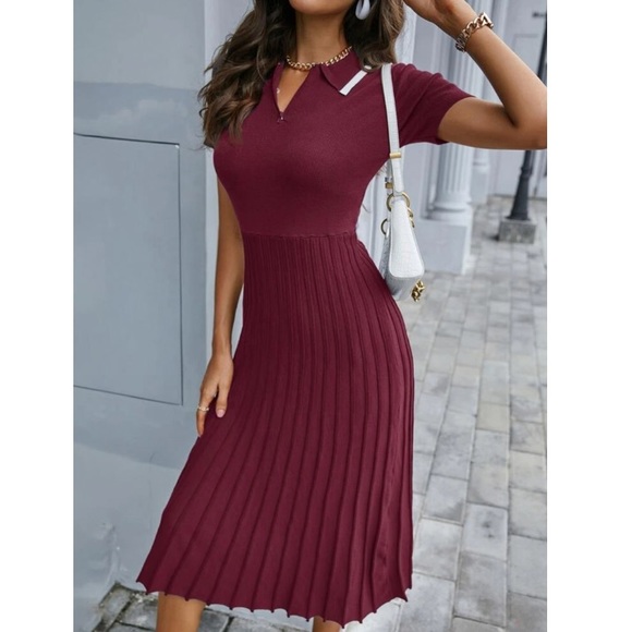 Color block collar pleated sweater dress burgundy - Picture 15 of 15
